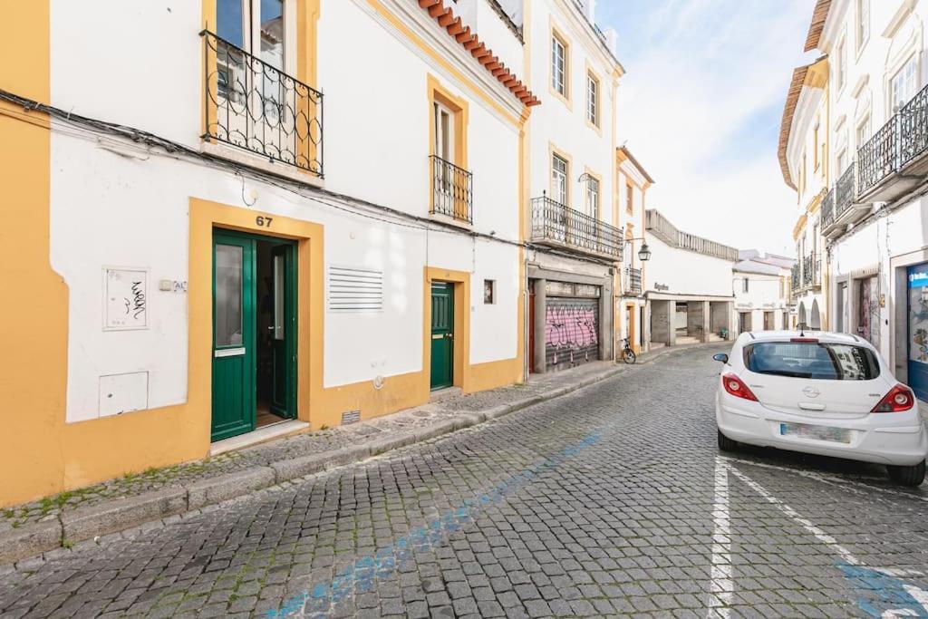Home near Évora's main square with private terrace Extérieur photo