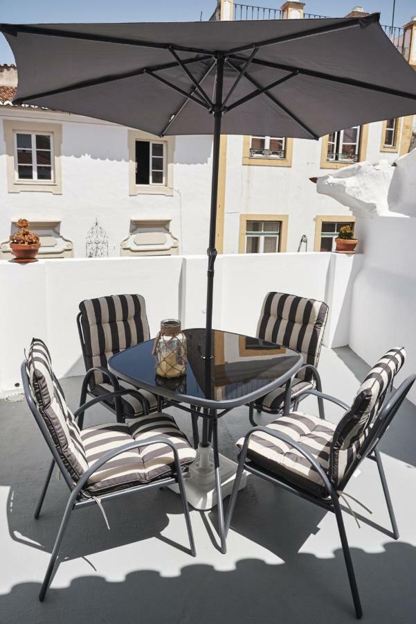 Home near Évora's main square with private terrace Extérieur photo